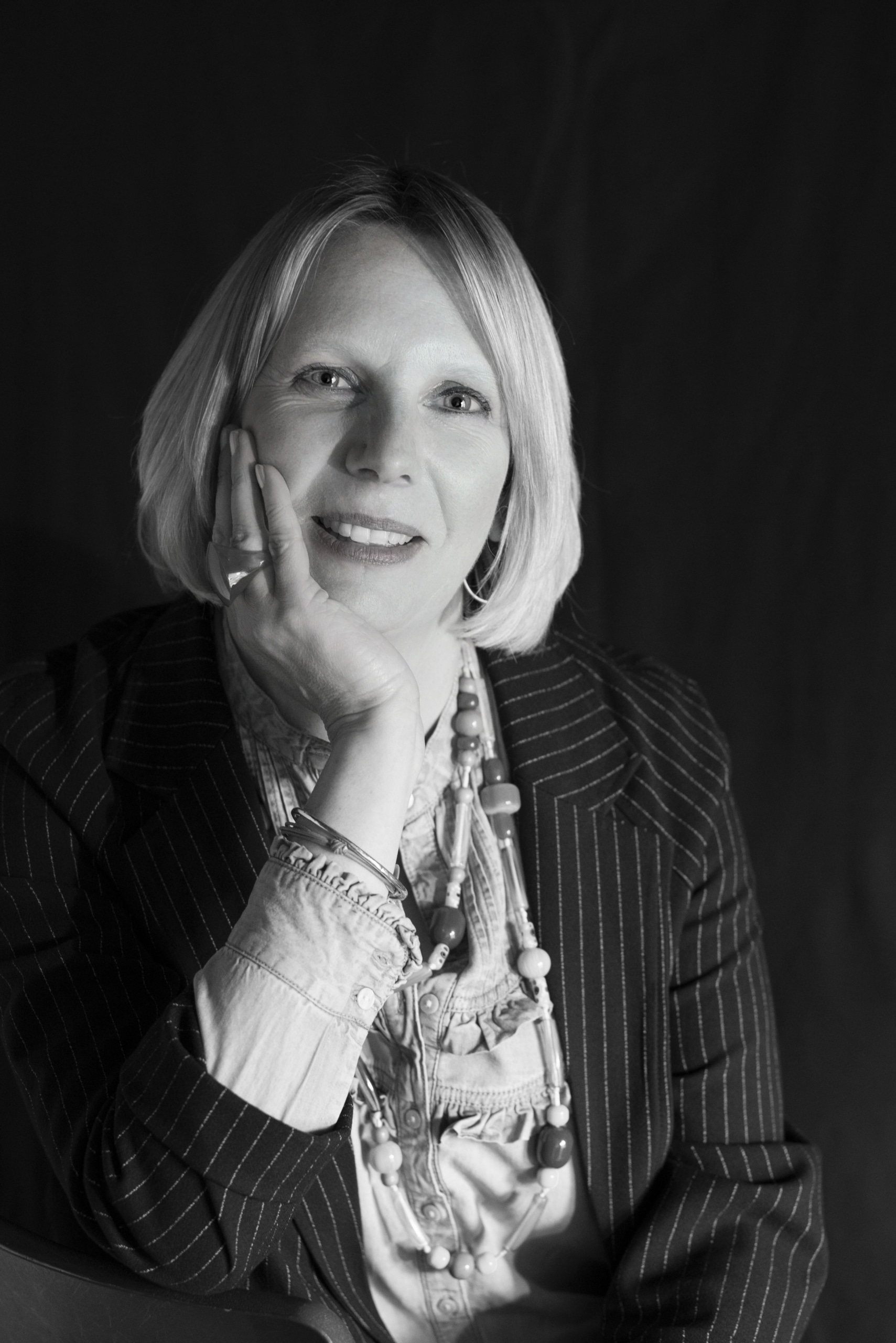 Caroline Sanderson author photo