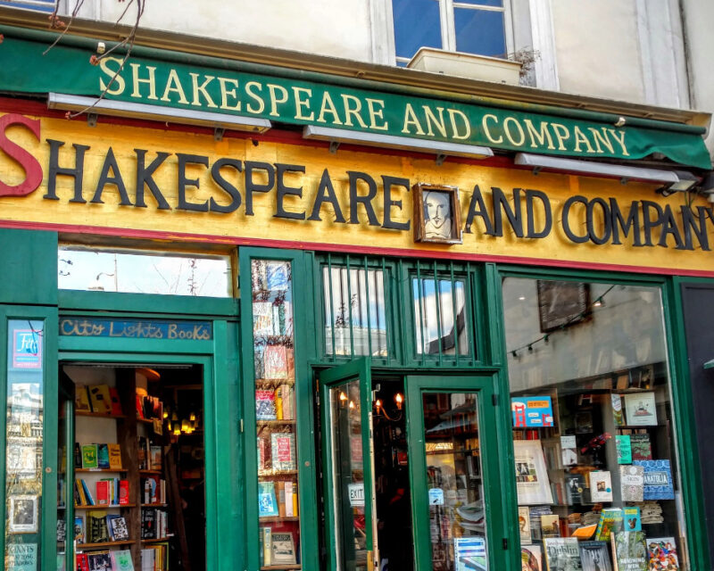 Shakespeare and Company bookshop
