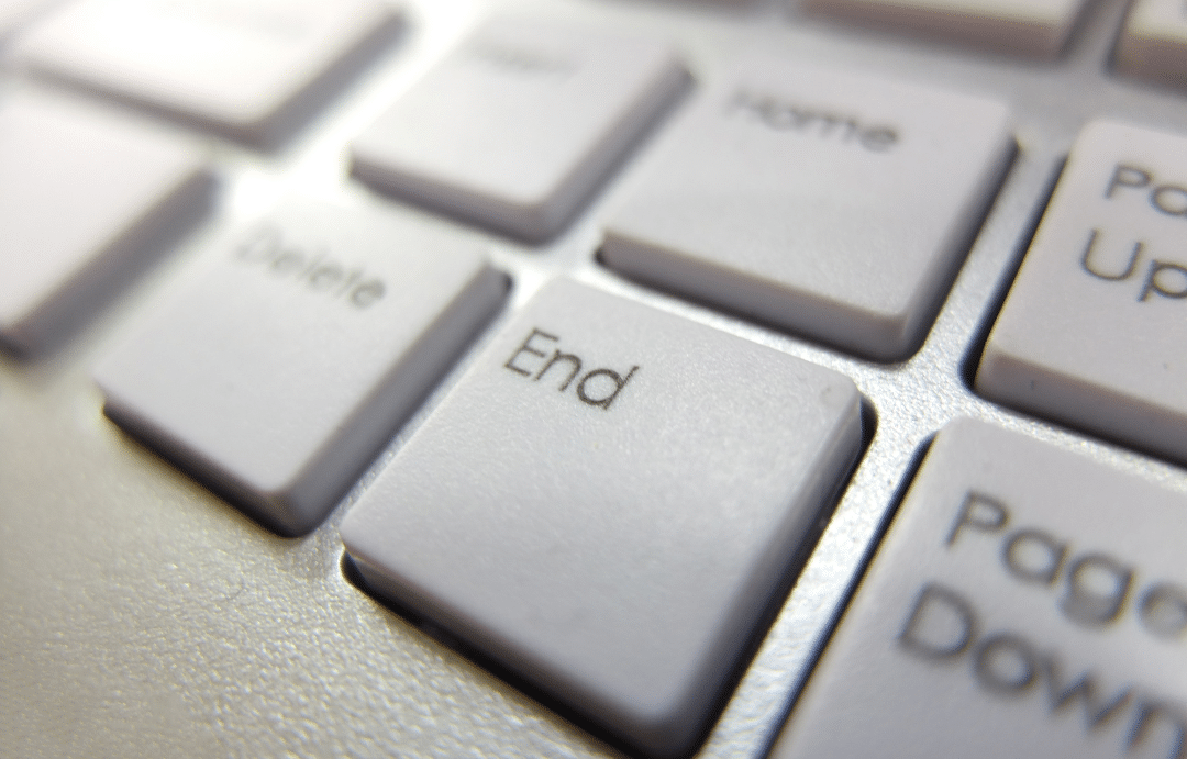 An image of the 'end' button on a keyboard. Photo by csy302, CanvaPro.