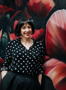 KatherineClements-authorphoto.-Copyright-Karen-Staniland-Platt