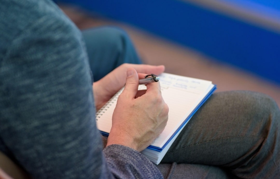 Man holding a pen